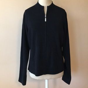 Black Swē Long Sleeve Top